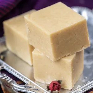 1kg Plain barfi Bundu khan
